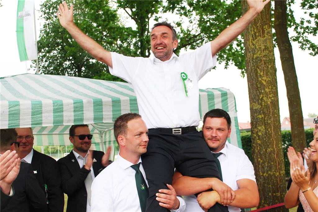Eine schwere Zeit für Schützenfeste? Das sind die Probleme der Vereine Das Schützenfest von Oldenburg 2019.