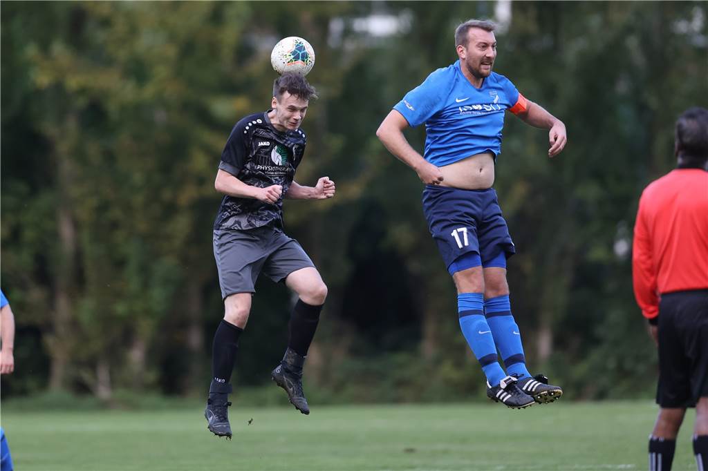PSV Bork verlängert mit Trainerteam Auch der spielende Co-Trainer Christian Voßschmidt (l.) bleibt beim PSV Bork.