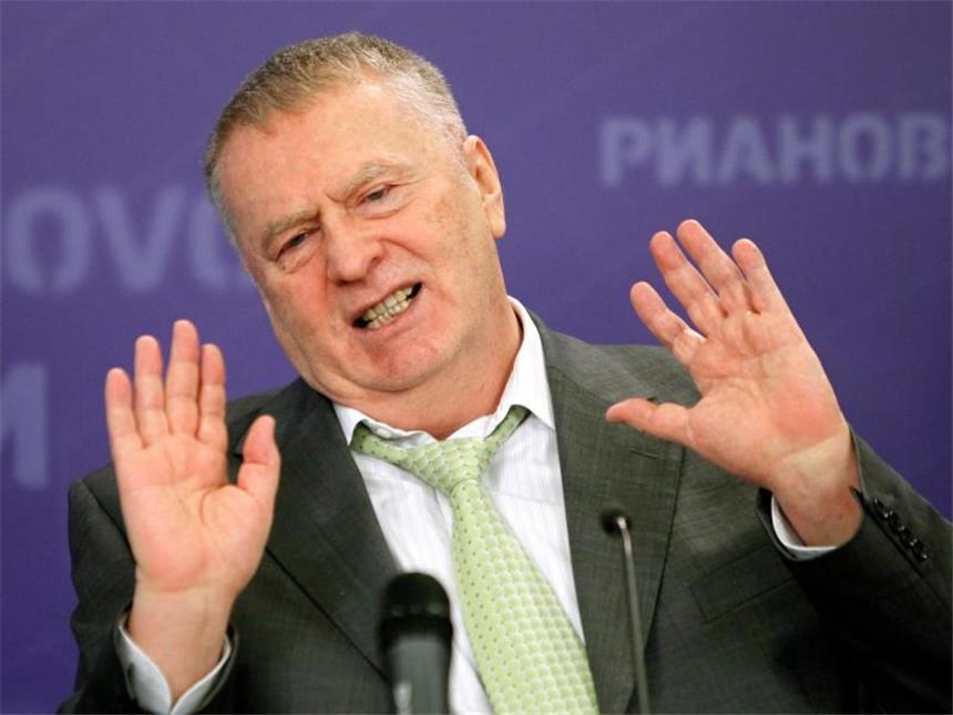 EU und USA verstärken mit neuen Sanktionen Druck auf Moskau Auch der ultranationalistische Abgeordnete Wladimir Schirinowski bekam Einreiseverbot. Foto: Yuri Kochetkov/Archiv