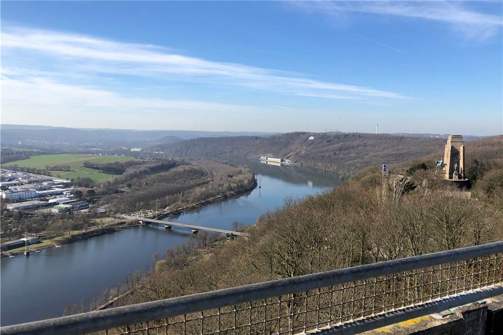 Auch der Vincketurm ist begehbar: hier ein Blick von oben in Richtung Koepchenwerk.