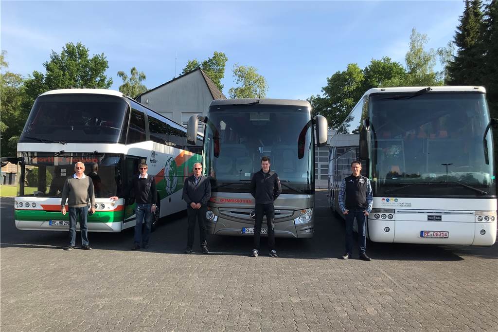 Coronavirus: Busunternehmer machten ihren Frust öffentlich Auch die Dorstener Busunternehmer Hortlik, Kremerskothen, Kleimann (im Bild) sowie Verena Suden it "Turtle Tours" beteiligten sich an der Demo.