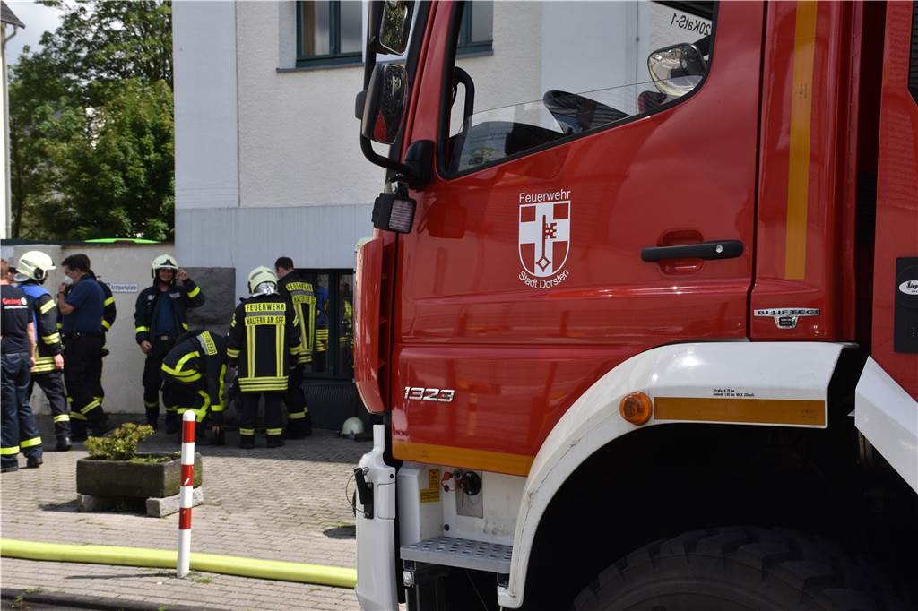 Altersheim in Not: Kräfte aus Haltern eilten zum Einsatz nach Wuppertal Auch die Dorstener Feuerwehr war an der Rettungsaktion beteiligt.