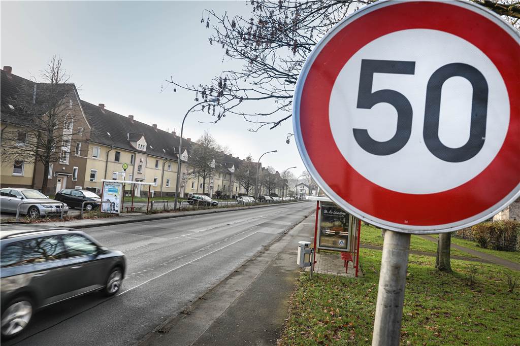 Fehlendes Verkehrskonzept: Wird Eving zum abgehängten Stadtbezirk? Auch die Kemminghauser Straße ist nach Ansicht vieler Bürger und Politiker stark belastet