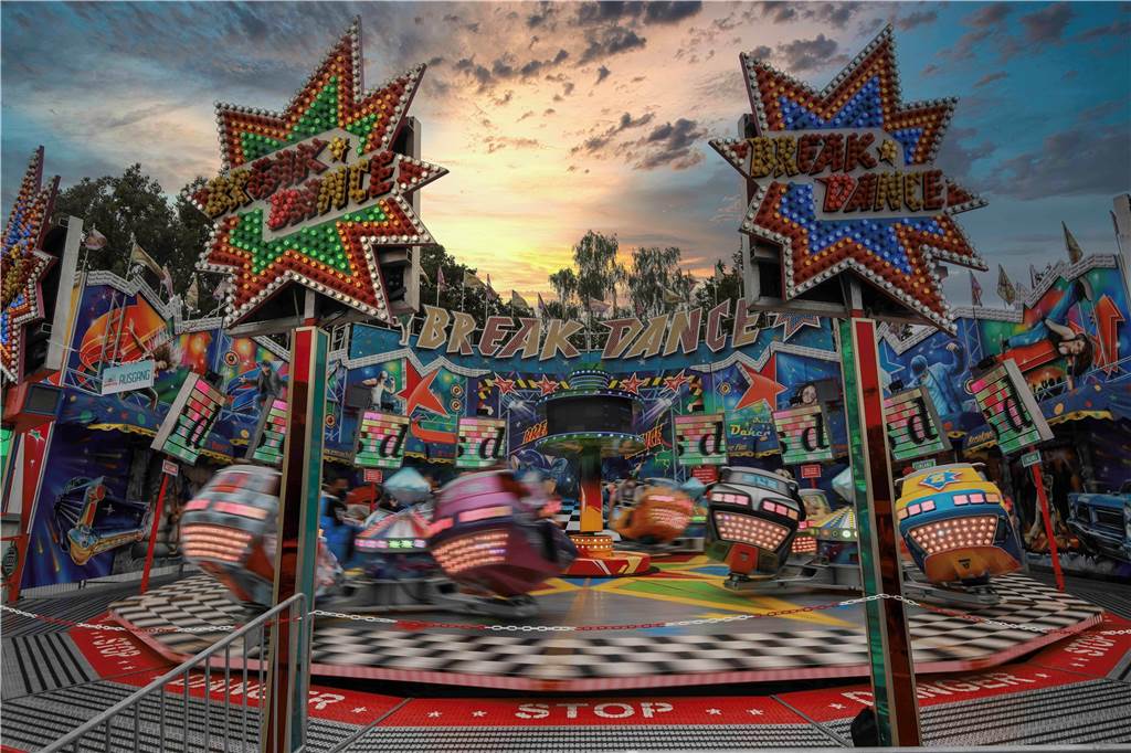 Roboter, Eier, Riesenrad: Osterferien-Aktionen für Dortmunder Familien Auch die Osterkirmes freDOlino – eine leicht kleinere Version der funDOlino – findet wieder statt.