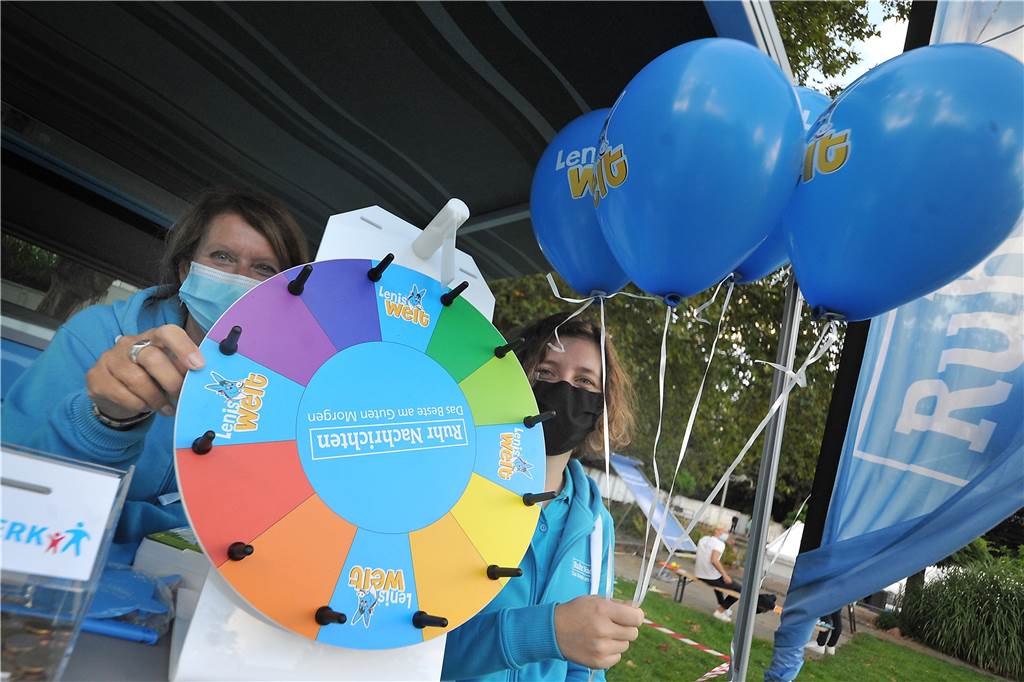 „Markt der Möglichkeiten“ kehrt im September ins Parkbad Süd zurück Auch die Ruhr Nachrichten waren 2020 mit einem Stand vertreten und werden es auch in diesem Jahr wieder sein.