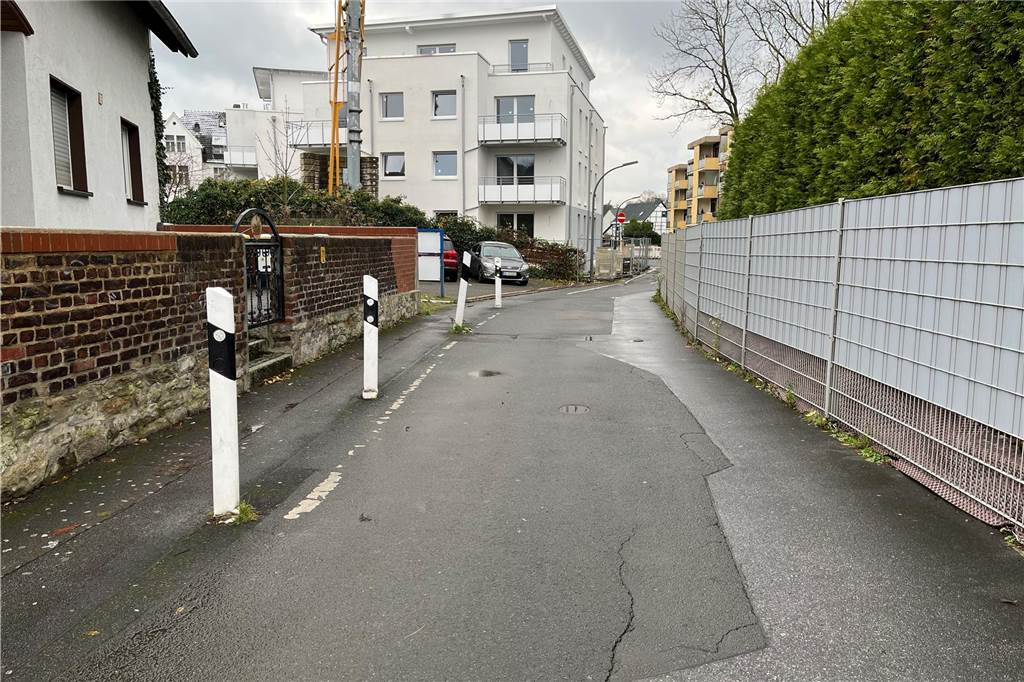 Stadt erneuert 100 Jahre alten Kanal – Sperrung nötig Auch die Tackenstraße muss wegen der Kanalsanierung zeitweise gesperrt werden