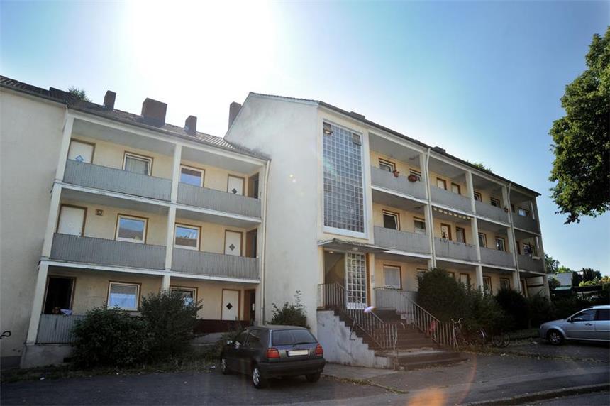 Flüchtlinge: Schwerte braucht dringend Wohnraum Auch die wenigen freien Plätze im Schwerter Übergangswohnheim an der Regenbogenstraße werden schnell wieder belegt sein, meint Hans-Bernd Marks vom Arbeitskreis Asyl.