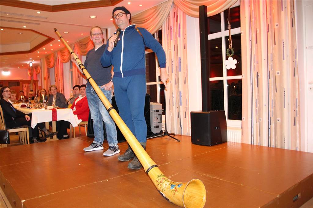 Auch ein Alphorn kam zum Einsatz.