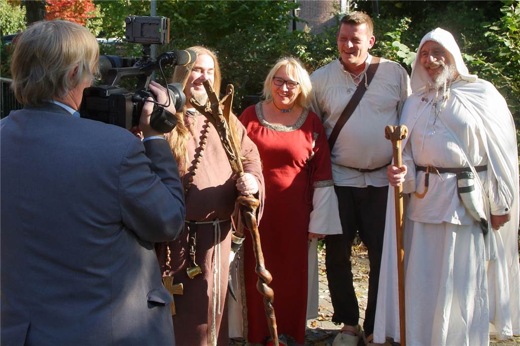 Mittelaltermarkt bringt Druiden und Steinmetze zurück nach Oeding Auch ein Fernsehteam aus den Niederlanden wollte schon wissen, was Marcus Rehagel und seine Mitstreiter für den Mittelaltermarkt in Oeding planen.