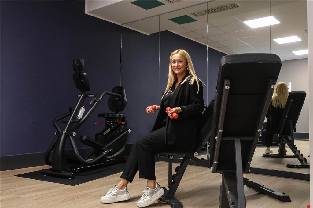 Auch ein Fitnessraum steht den zukünftigen Bewohnern und Bewohnerinnen aber auch dem Personal der Residenz zur Verfügung.