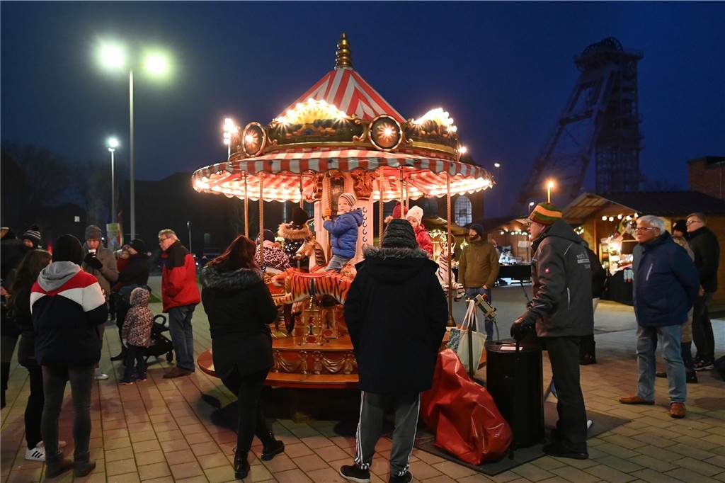 Beliebter Mr. Trucker-Weihnachtsmarkt mit wichtiger Änderung Auch ein Kinderkarussell wird aufgebaut.