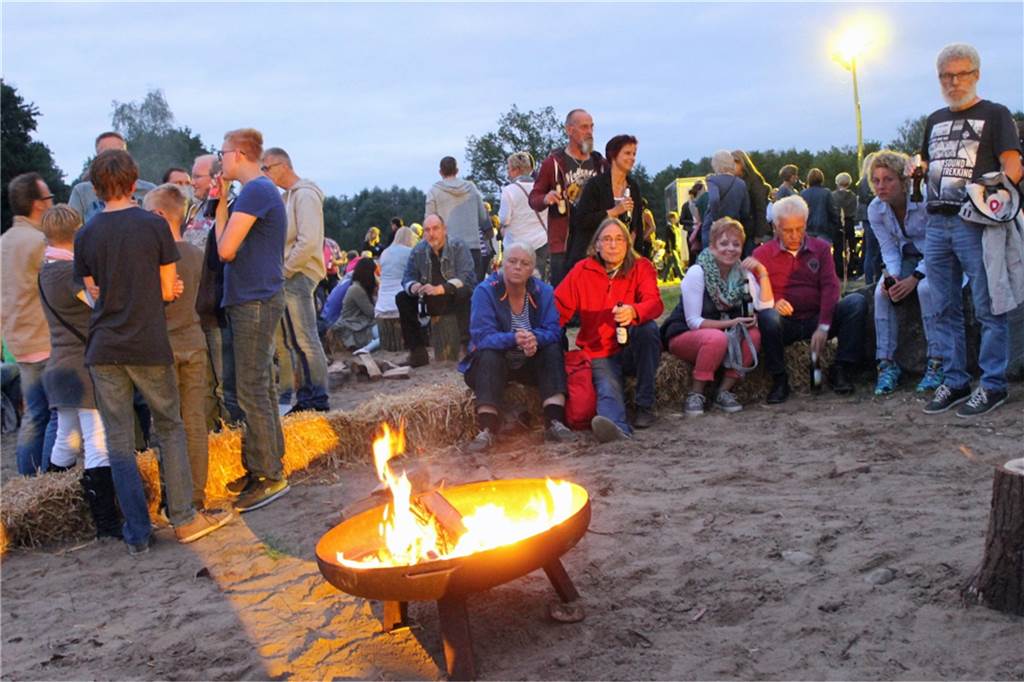Darum soll es im Olfener Westen ein Hotel, einen Wohnmobilstellplatz und mehr geben Auch gut feiern lässt sich im Westen wie beim Summer Special an der Füchtelner Mühle.