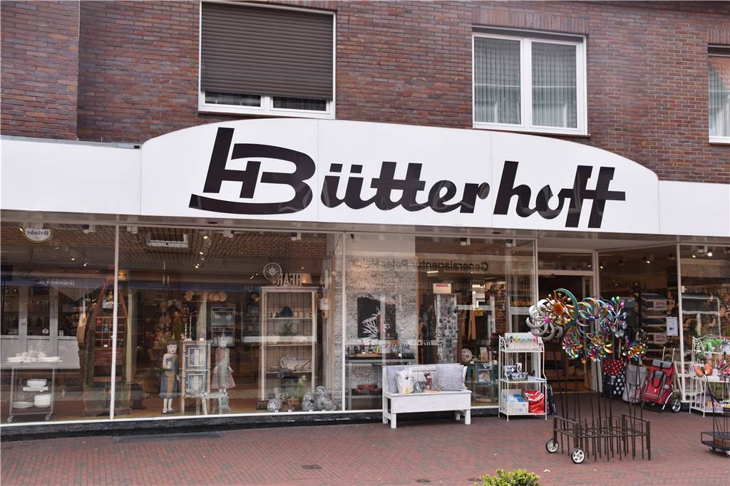 Auch im großen Sortiment von Haushaltswaren Bütterhoff fehlen immer wieder Waren nach Diebstählen.
