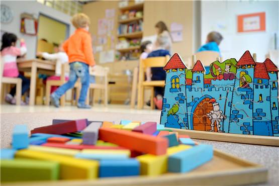 Streit um Kindergartengebühren im Kreis geht in die nächste Runde