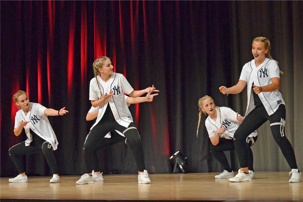 Neue Tanzschule in Brambauer: Valentina Torriero tanzt HipHop Auch im Lükaz - hier ein Auftritt der Soulmates aus Lünen - organisierte Valentina Torriero schon Tanz-Projekte.