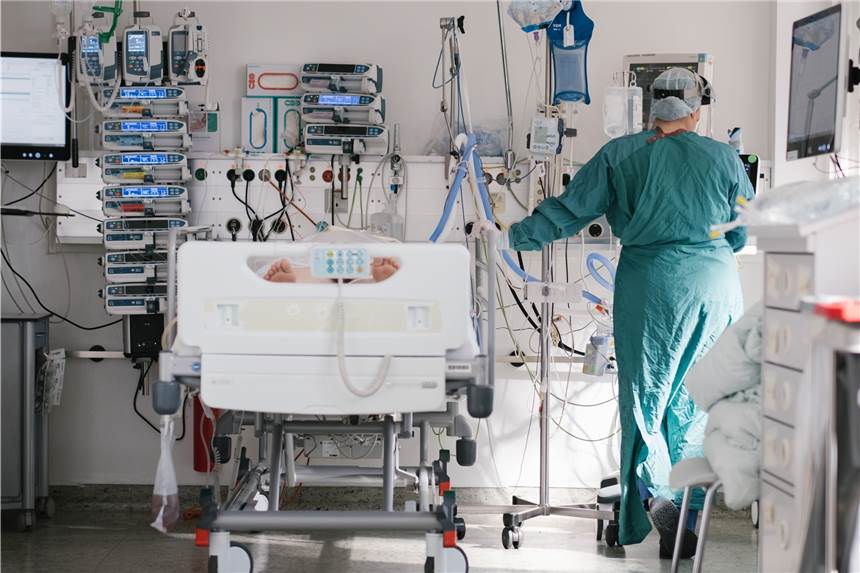 54-Jähriger Dortmunder stirbt an Covid-19 – Höchstwert bei beatmeten Patienten Auch in den Dortmunder Kliniken steigen die Zahlen der Patienten, die an Beatmungsgeräte angeschlossen sind.