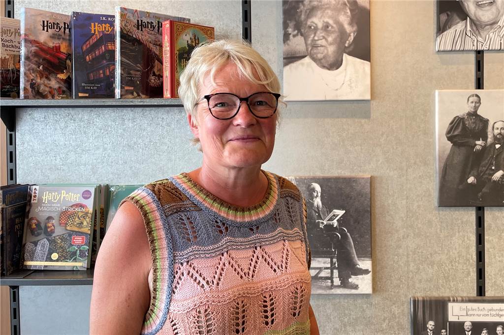 Halterner Kaufleute: „Es braucht keine Vorgaben, um Energie zu sparen“ Auch in der Buchhandlung Kortenkamp wurde die Betriebszeit der Werbebeleuchtung angepasst, sagt Inhaberin Anne Heine-Hagen.
