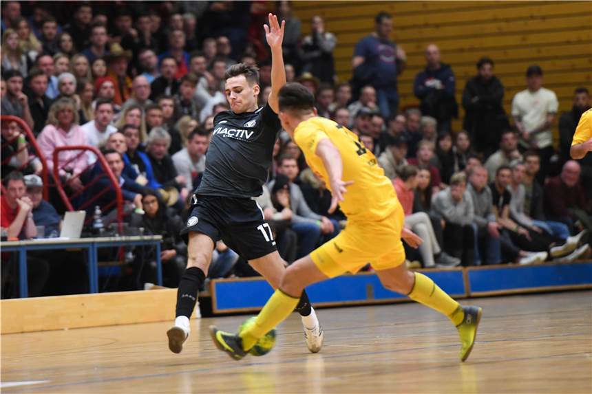Jetzt also doch: DJK Spvgg. Herten sagt Mitternachtscup ab Auch in diesem Dezember wird es in der Sporthalle der Rosa-Parks-Schule keinen Mitternachtscup der DJK Spvgg. Herten geben (Archivfoto aus 2019).