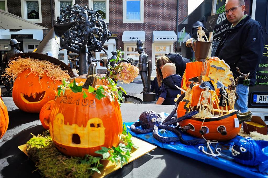 Viele Fotos vom Herbstmarkt in Ahaus: Ein Bummel durch die volle Innenstadt