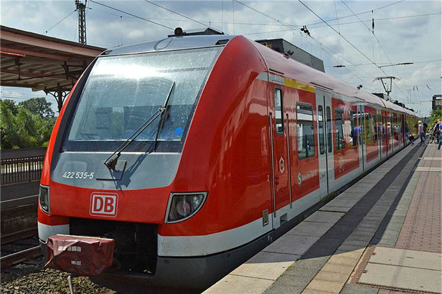 Bahnpendler mussten am Montag Umleitungen in Kauf nehmen Auch in Haltern kamen Bahn-Pendler am Montagmorgen verspätet an.
