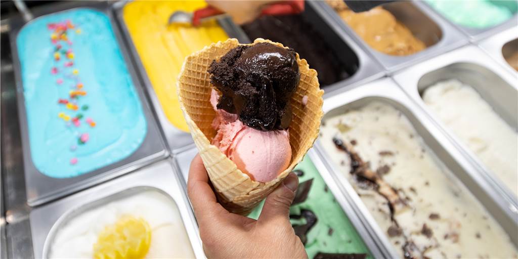 Preis für eine Kugel Eis in Lünen: „Müssen uns rechtfertigen“ Auch in Lünen wird die Kugel Eis teurer. In der Innenstadt müssen Kunden teilweise bis zu 1,30 Euro zahlen.