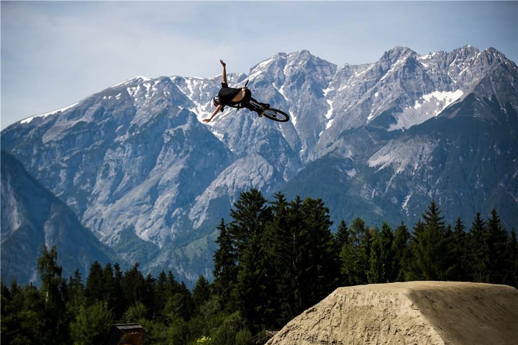 Waghalsige Sprünge: Erik Fedko vor der Rückkehr zum Red Bull District Ride in Nürnberg Auch in Österreich ist Fedko bei der Welttour mit am Start. Er gehört zur Eliteklasse der Sportart.