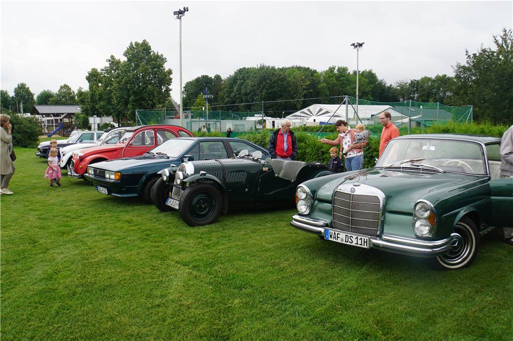 Auch Oldtimer konnten beim Sommerfest bestaunt werden.