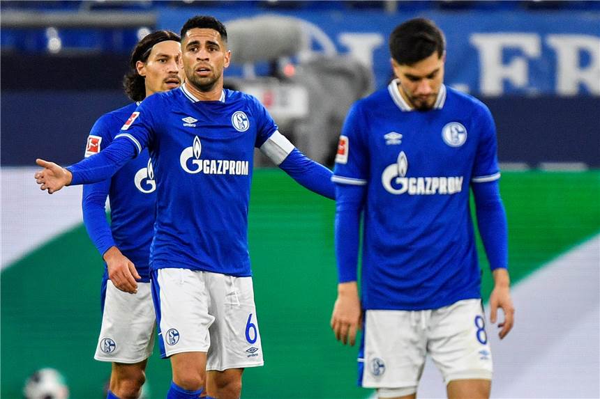 Kapitän Omar Mascarell spricht über die Schalker Krise Auch Omar Mascarell (M.) war zuletzt ratlos angesichts der Negativserie.