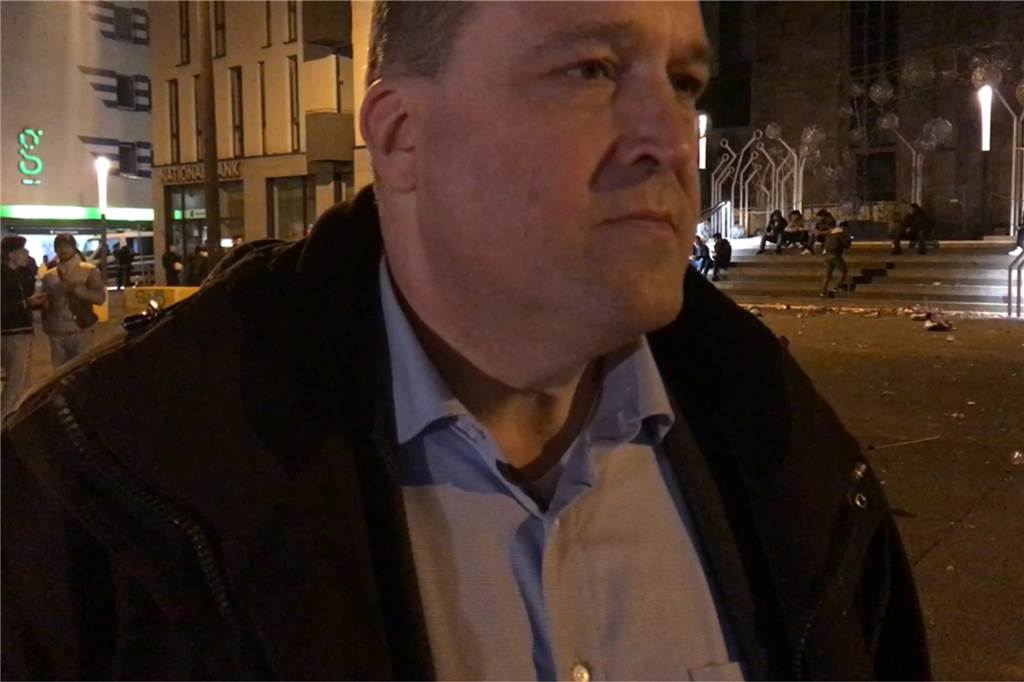 Silvester-Explosionen in der Menschenmenge: Warum es an der Petrikirche nicht zur Eskalation kam Auch Ordnungsdezernent Norbert Dahmen war in der Silvesternacht an der Petrikirche.