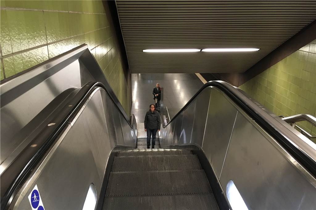 Auch Rolltreppen in U-Bahn-Stationen sollen mit Hilfe des Förderprogramms erneuert werden.