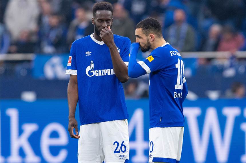 04 Stationen des Schalker Niedergangs Auch Salif Sané (l.) und Nabil Bentaleb sind im Formtief.