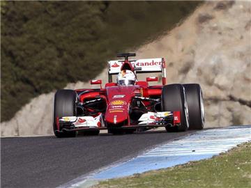 Auch Sebastian Vettels neue «Lady in red» soll einen Namen erhalten. Foto: Roman Rios