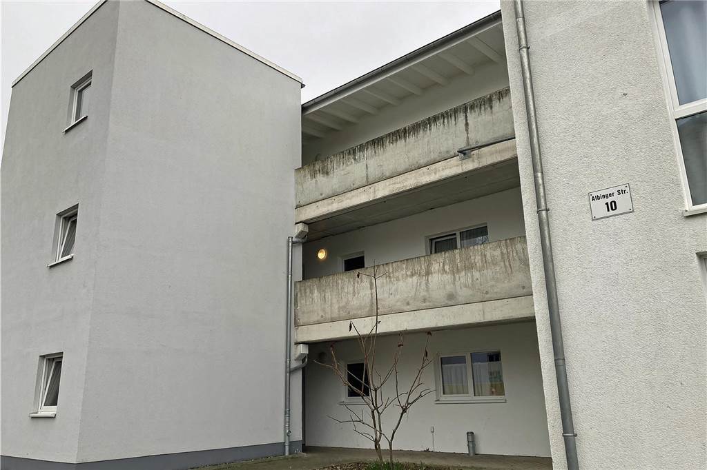Mieter schämen sich für ihr Haus: Verwalter verspricht erneut Besserung Albingerstraße 10 in Dortmund-Benninghofen