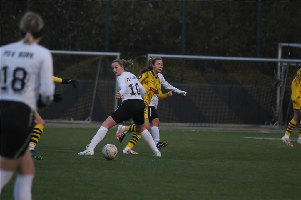 Auch wenn der PSV Bork am Ende deutlich bei Borussia Dortmund II unterlag, zeigte die Elf eine starke Leistung.