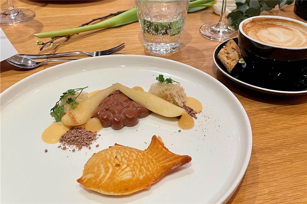 Food-Club-Menü im Check: „Meer genießen“ mit Spitzenkoch Beckerling Menü von Pierre Beckerling im 5 days in Dortmund-Hörde