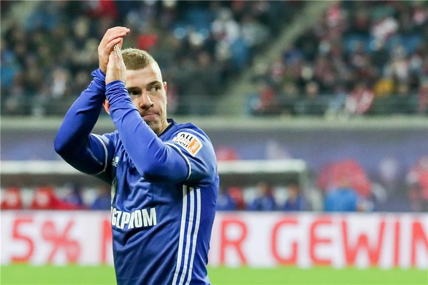 Hängepartie geht weiter: "Joker" Tönnies blitzt ab Auf Abschieds-Tournee? Schalkes Max Meyer hat ein Treffen mit Clemens Tönnies rund um Vertragsverlängerung abgesagt.