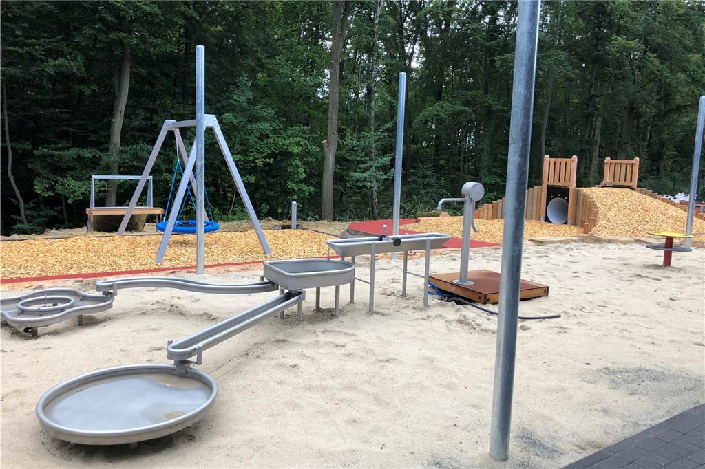 Neue DRK-Kita in Selm eröffnet: Investor ist Marco Reus Auf dem Außengelände lässt es sich herrlich spielen, direkt am Wald.