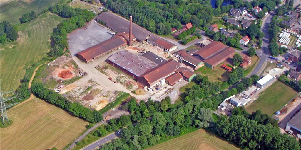 Idunahall-Fläche: Investor will bis zu 200 Arbeitsplätze schaffen Das Luftbild zeit die Idunahall-Fläche, auf der früher Dachziegel produziert wurden.