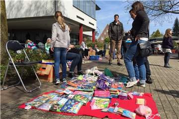 Auf dem Flohmarkt kann das ein oder andere Schnäppchen gemacht werden.