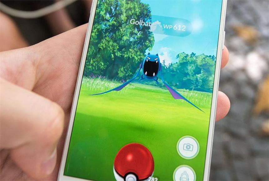 Kirche in Kurl lässt Pokemons auf Friedhof jagen Auf dem Friedhof Kurl jagten am Donnerstag 20 Schüler Pokemons.