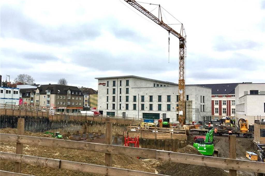 Auf dem großen Gelände neben dem Hotel Hampton by Hilton an der Faßstraße entsteht das neue Stifts-Forum.