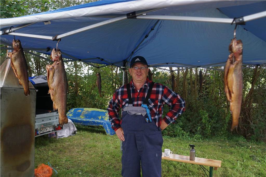 Frischer Fisch wurde angeboten. 