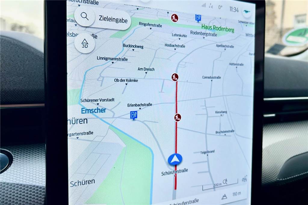 Monatelange Baustelle auf der Schüruferstraße sorgt für Ärger Auf dem Navi ist die Baustelle gut zu erkennen. Und der Stau in beide Fahrtrichtungen.