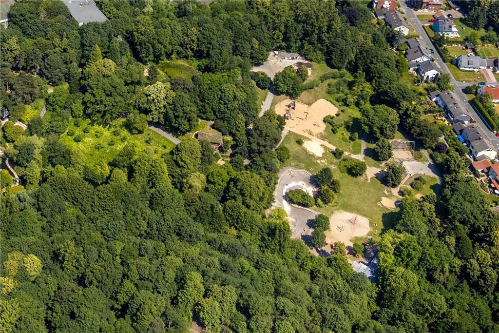 Kostenexplosion: Neugestaltung von Westfalenpark-Spielplatz wird teuer Auf dem Robinson-Spielplatz am Ostrand des Westfalenparks soll die neue Spiellandschaft unter dem Titel „Weltenreise“ entstehen.