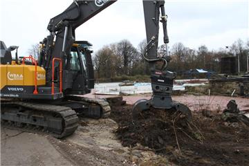 Auf dem Solebad-Gelände haben die Abrissarbeiten begonnen.