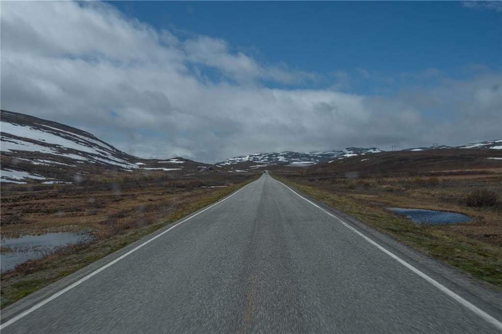 Skandinavien-Rundreise von Bert Groer aus Schwerte führt zum Nordkap Straße zum Nordkap