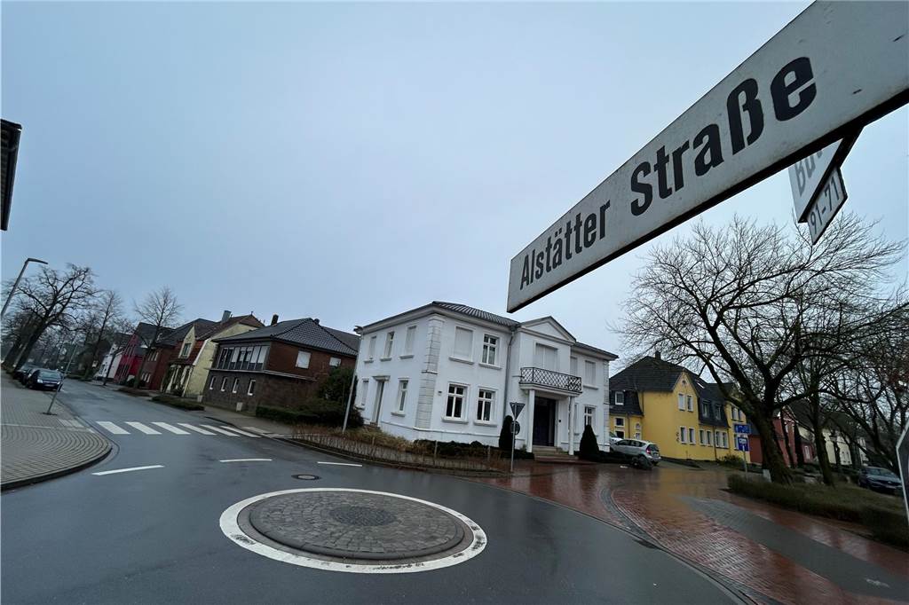 Tempo 30 auf der Alstätter Straße: Tagespflege setzt sich durch Auf der Alstätter wurde jetzt ein temporäres Tempolimit eingeführt.