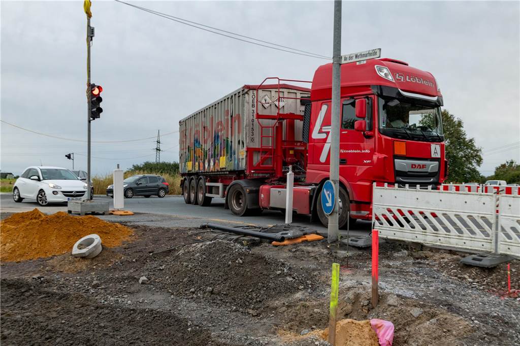 B54: Zweiter Fahrstreifen auf Dortmunder Straße wieder frei Baustelle B54 und Autos