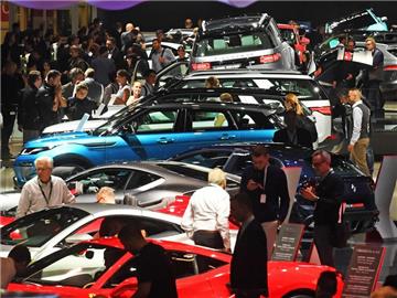 Auf der IAA präsentieren die Autohersteller ihre Neuheiten. Foto: Uli Deck/dpa