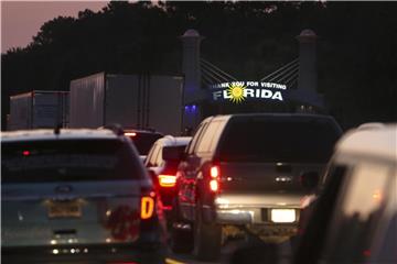 Auf der Interstate 75 nahe Jennings in Florida staut sich der Verkehr. Foto: John Bazemore